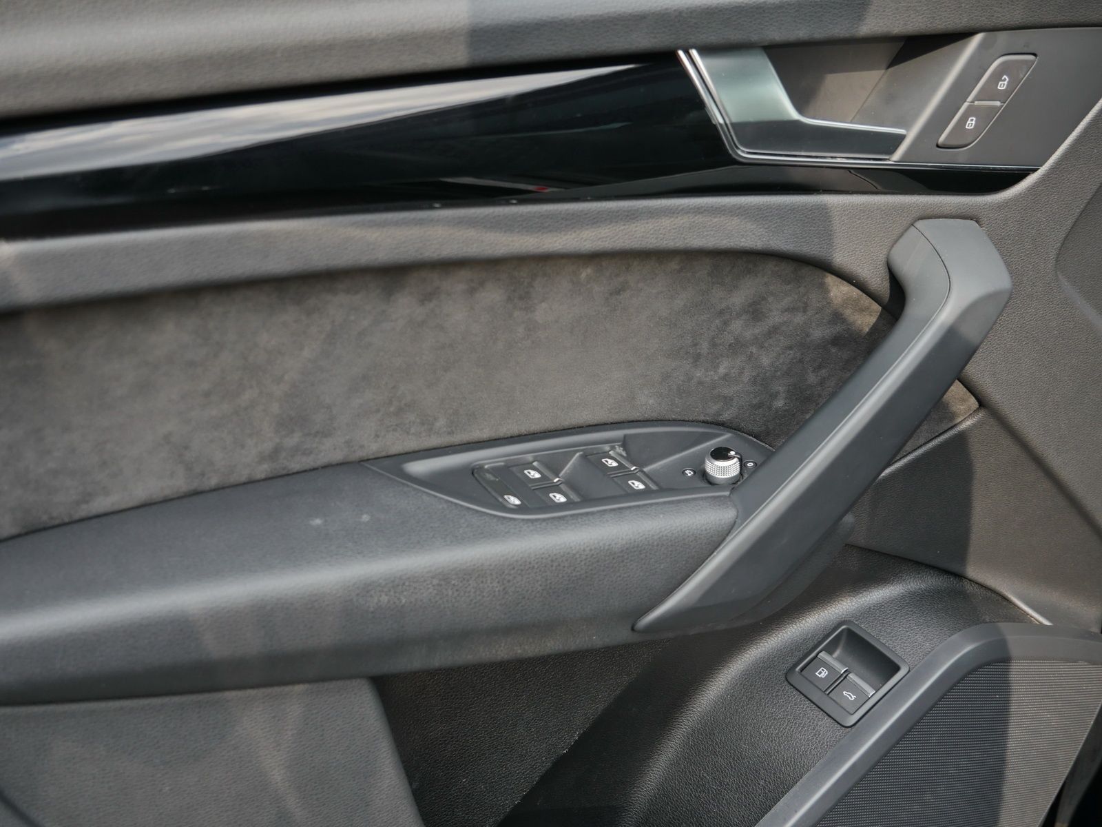 Audi Q5 50 TFSIe S Line qu. 50km/WLTP*AHK*Air*Pano