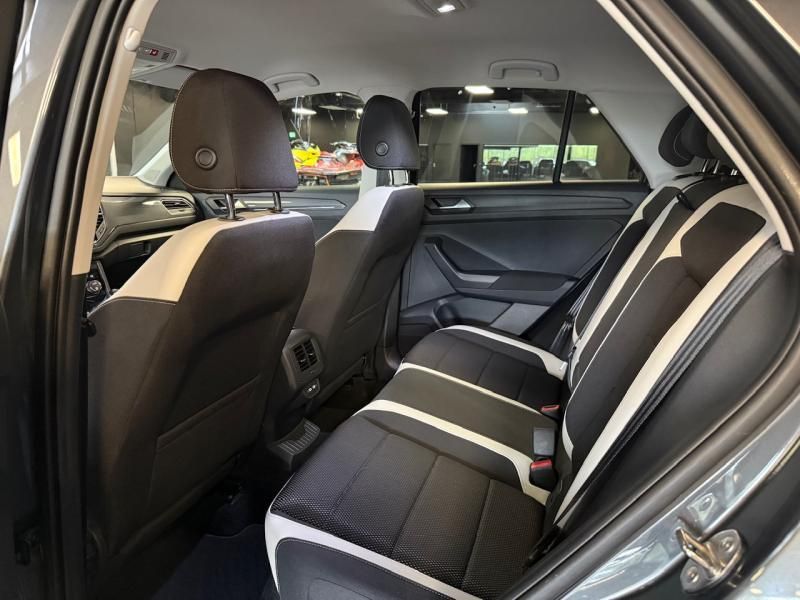 Volkswagen T-Roc 1.5 TSI SPORT - Samsaru's Car Outlet