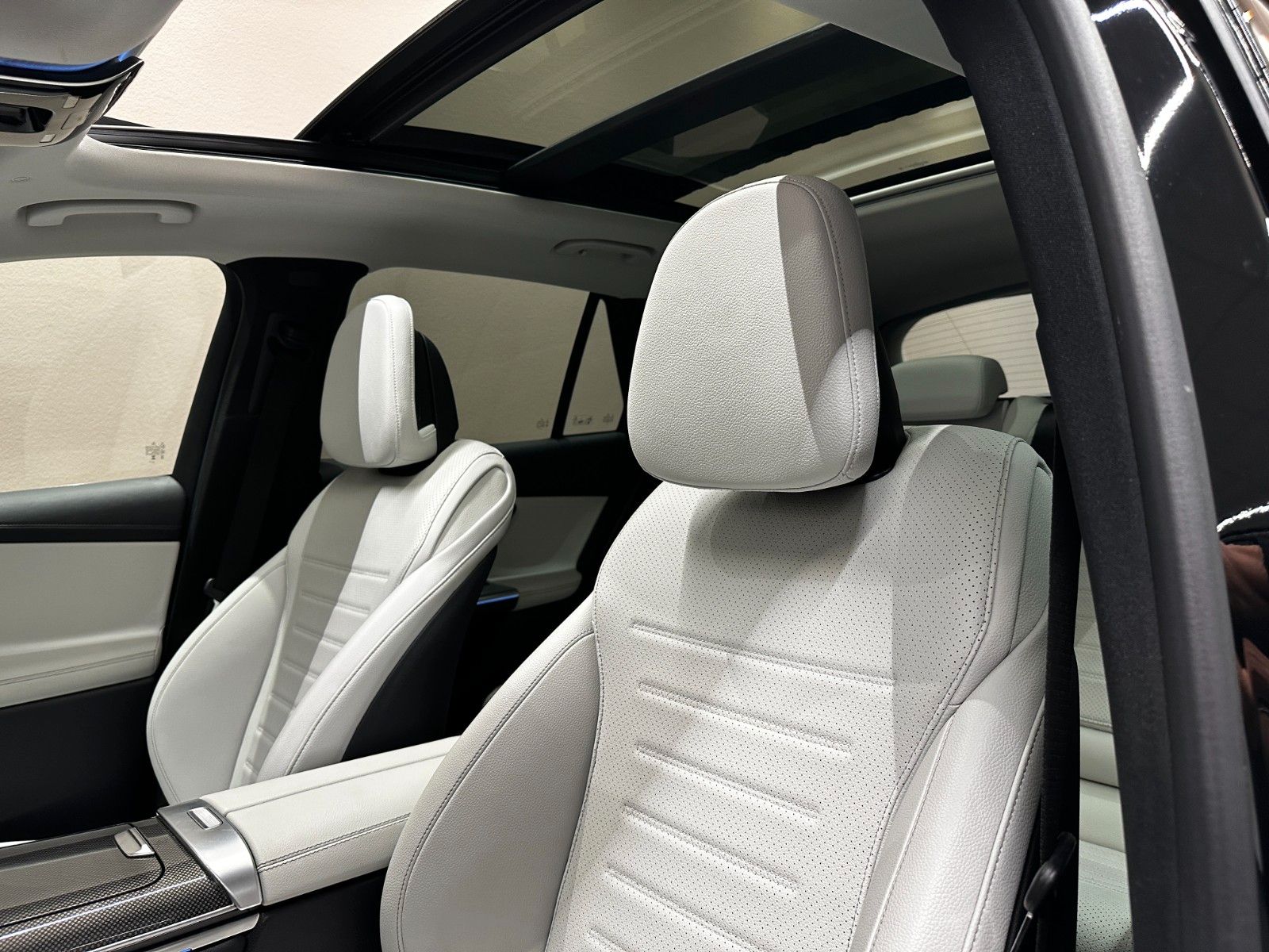 Mercedes-Benz GLC200 AMG LINE 4M *1.HAND*BURMESTER*PANO*360°*