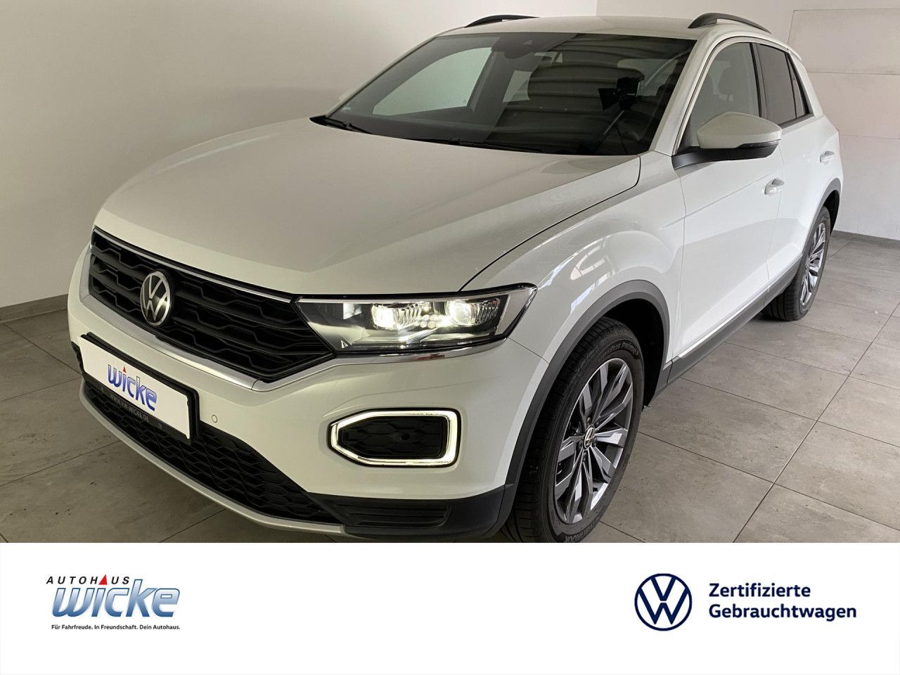 Volkswagen T-Roc 1.5 TSI DSG Sport - Samsaru's Car Outlet