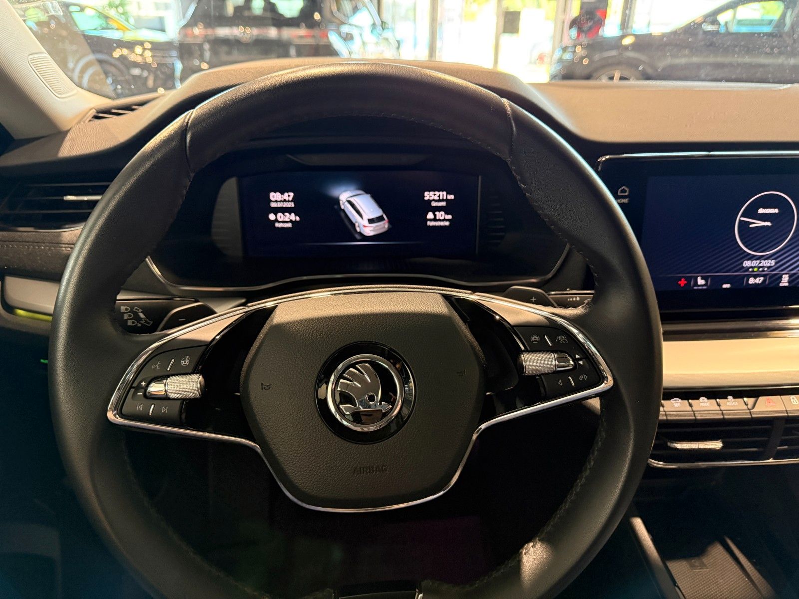 Skoda Octavia Combi First Edition iV - Samsaru's Car Outlet