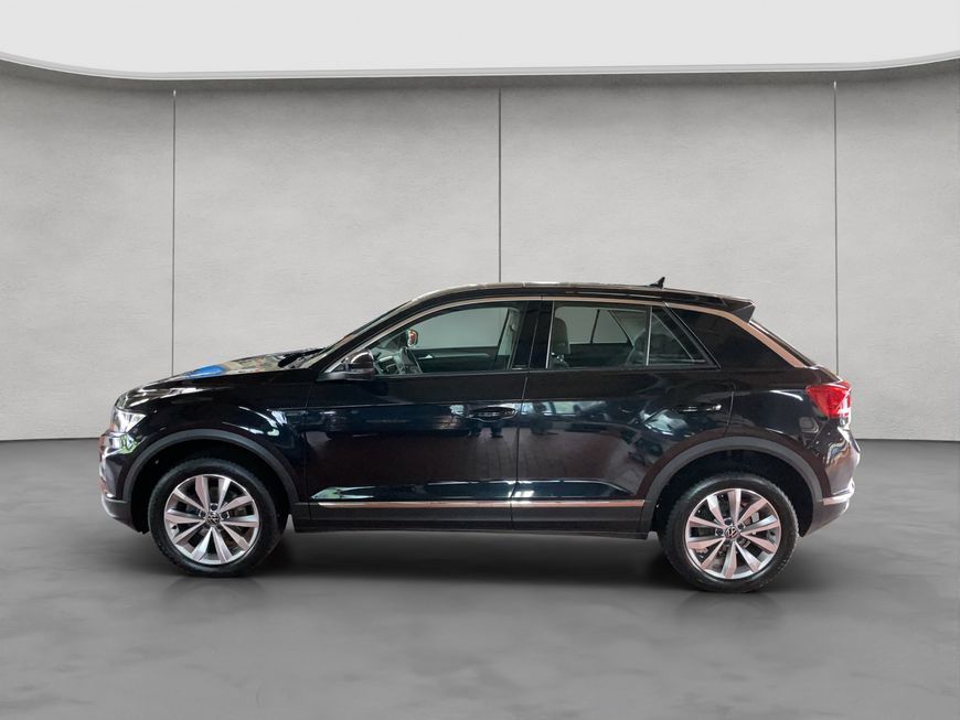Volkswagen T-Roc 1.5 TSI Style - Samsaru's Car Outlet
