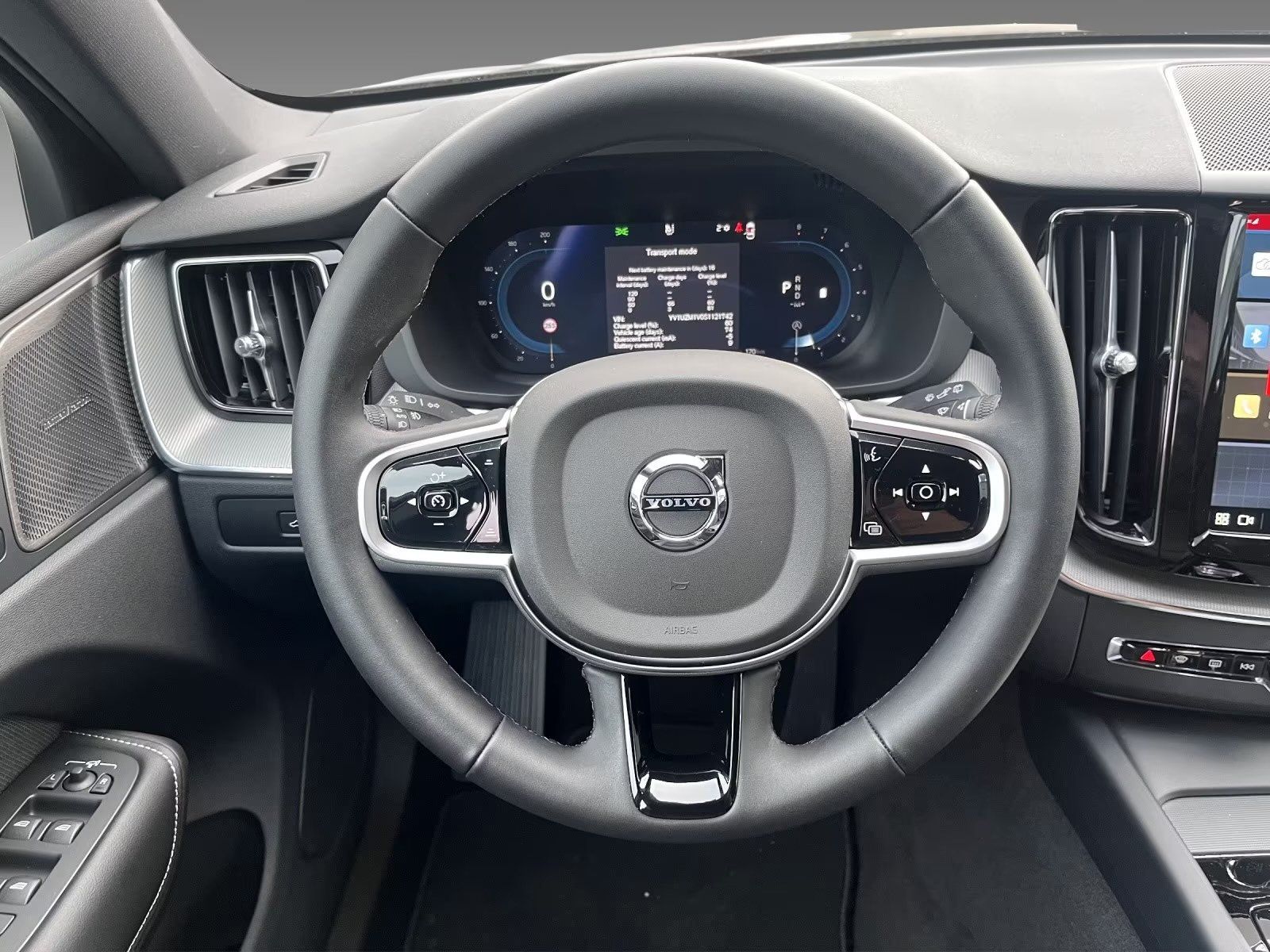 Volvo XC60 B5 AWD  Plus Black Edition+Ki-Sitze+AHK+