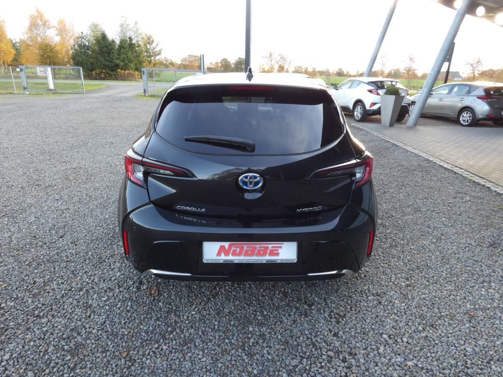 Toyota Corolla 1,8Hybrid Team D*Navi+LED+SHZ+PDZ+Allwet