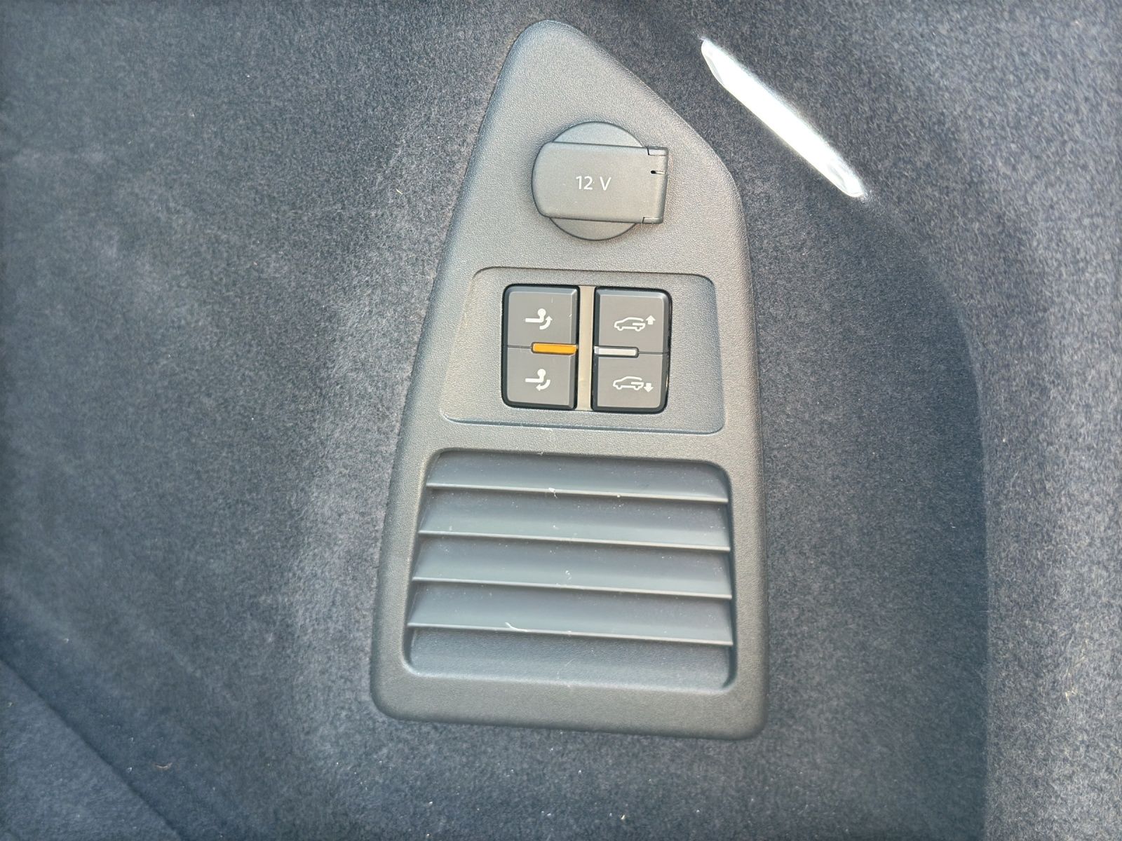 Volkswagen Touareg Elegance TDI 4M - Samsaru's Car Outlet