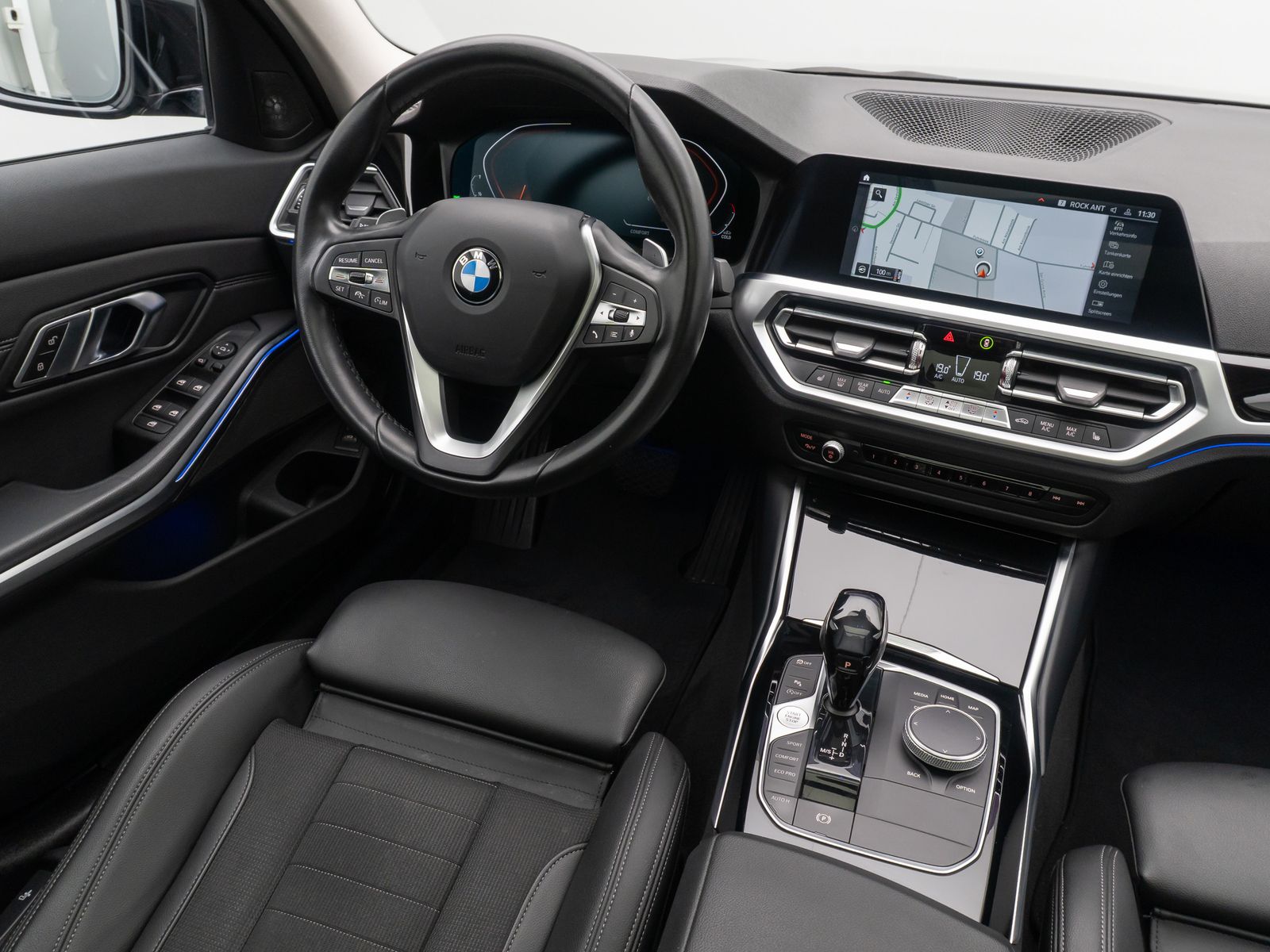 BMW 330i Sport Line - Samsaru's Car Outlet