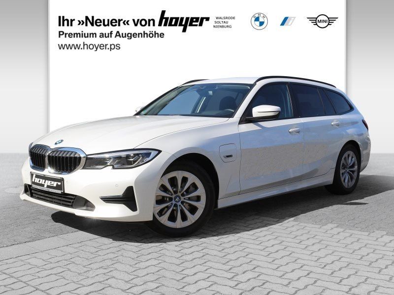 BMW 330e Touring Advantage - Samsaru's Car Outlet