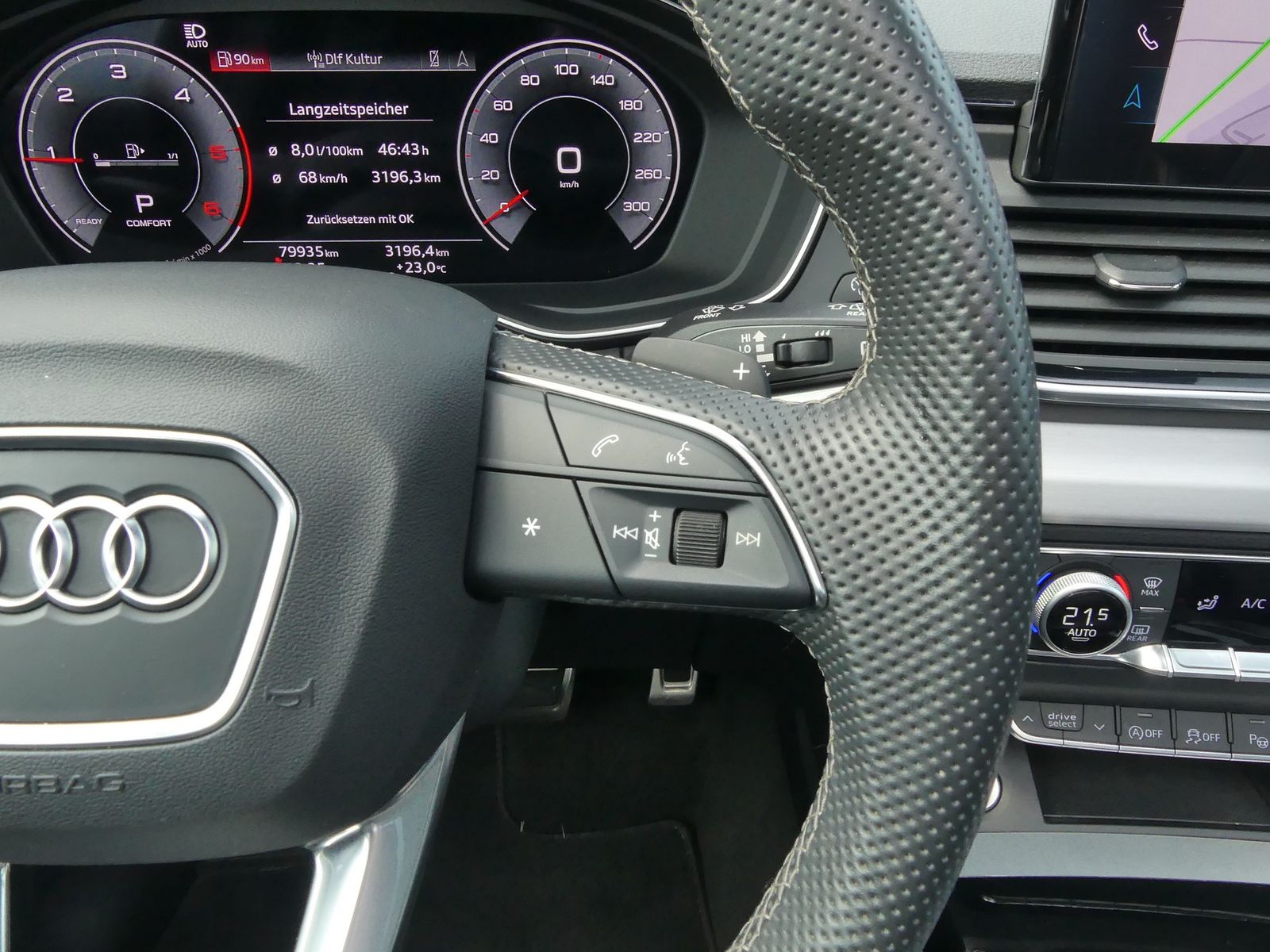Audi Q5 40 TDI S-Line s-tronic - Samsaru's Car Outlet