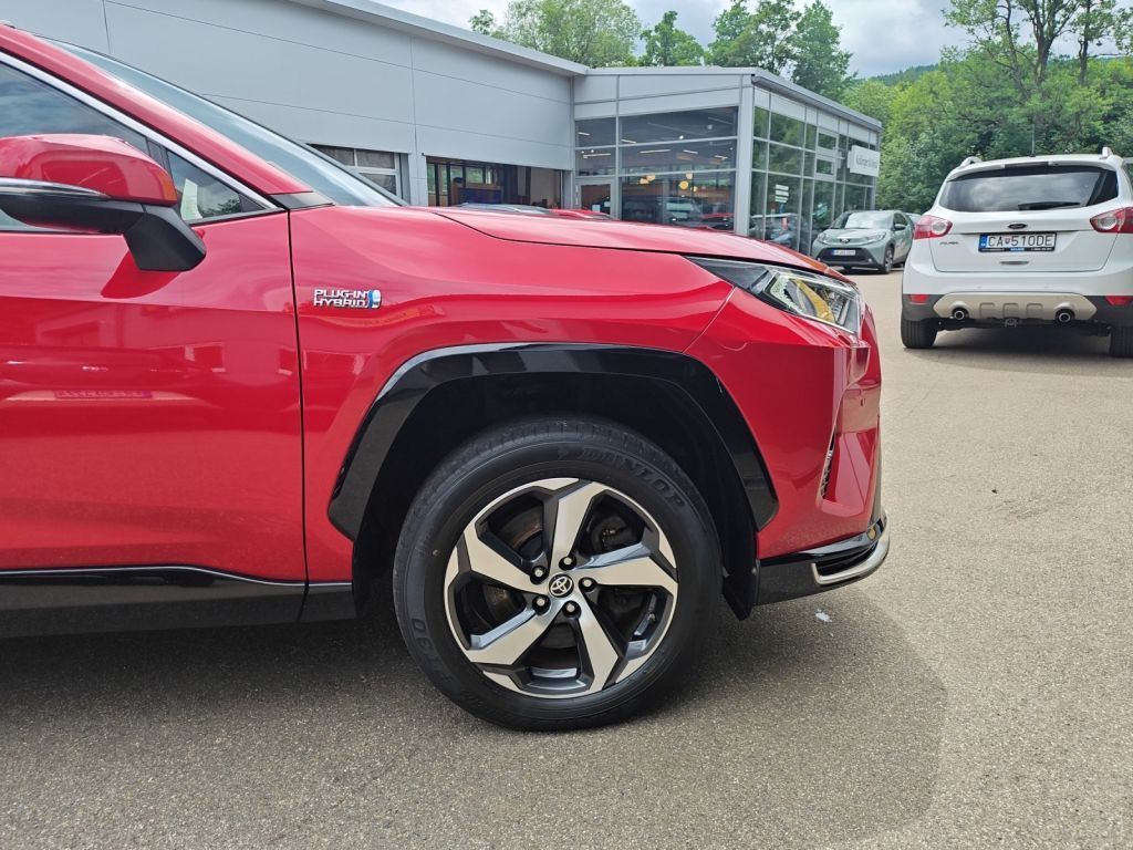 Toyota RAV 4 Plug-in-Hybrid - Samsaru's Car Outlet