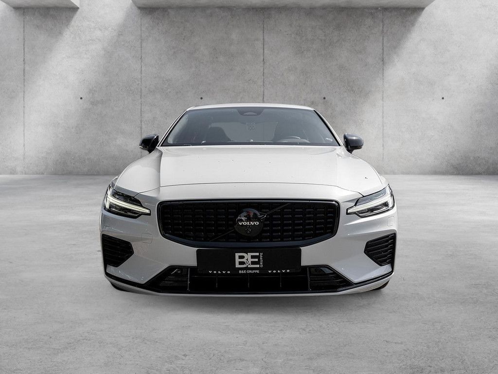 Volvo S60 T8 Ultimate Dark Recharge AWD STANDHZ B&W