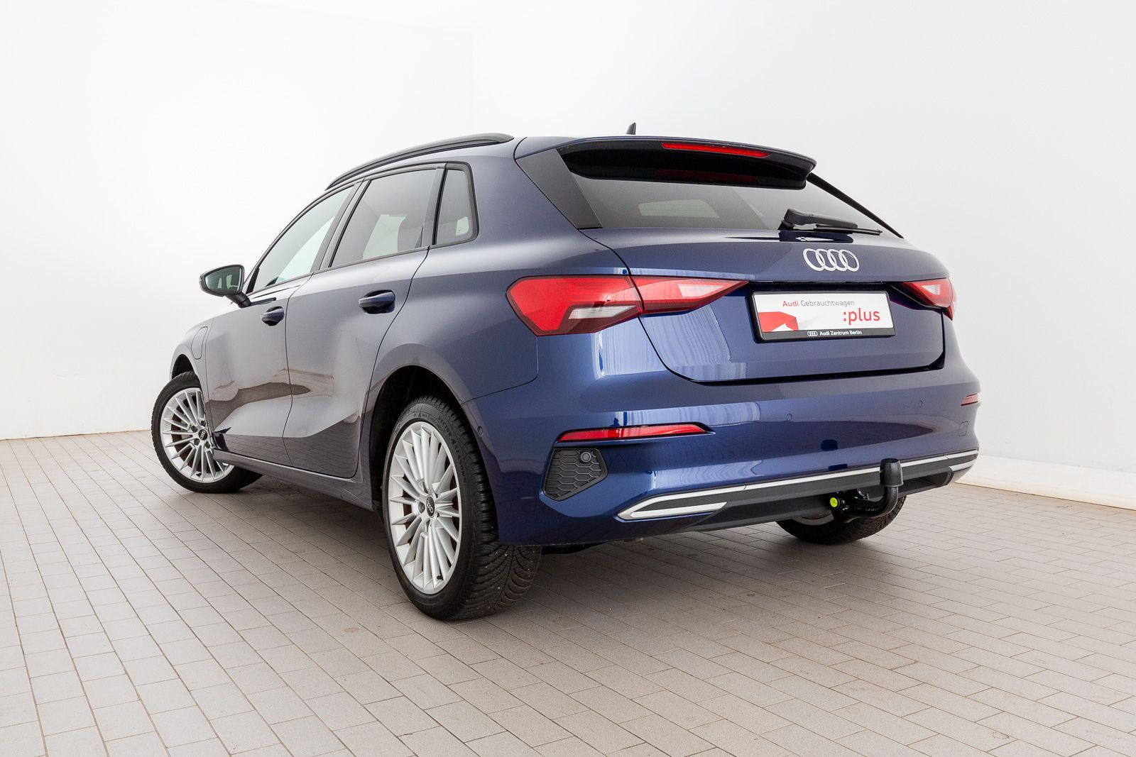 Audi A3 Sportback TFSI e Advanced - Samsaru's Car Outlet