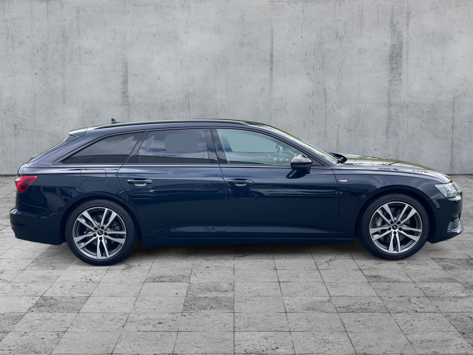 Audi A6 Avant 55 TFSI QU S-LINE 5JG+NAVI+AHK+HuD+B&O
