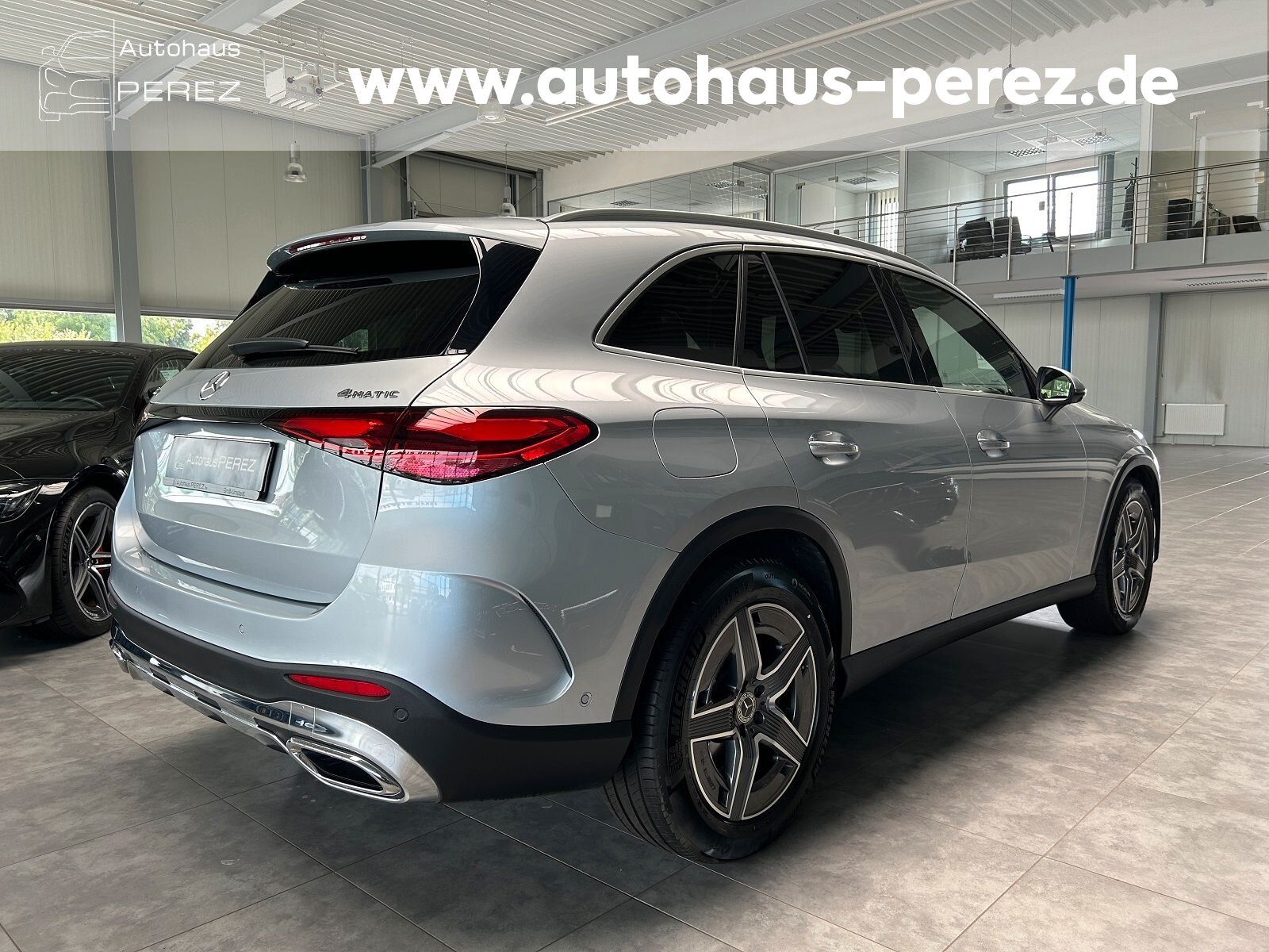 Mercedes-Benz GLC 300 4M AMG PREMIUM+ DISTR-PANO-BURMESTER-360