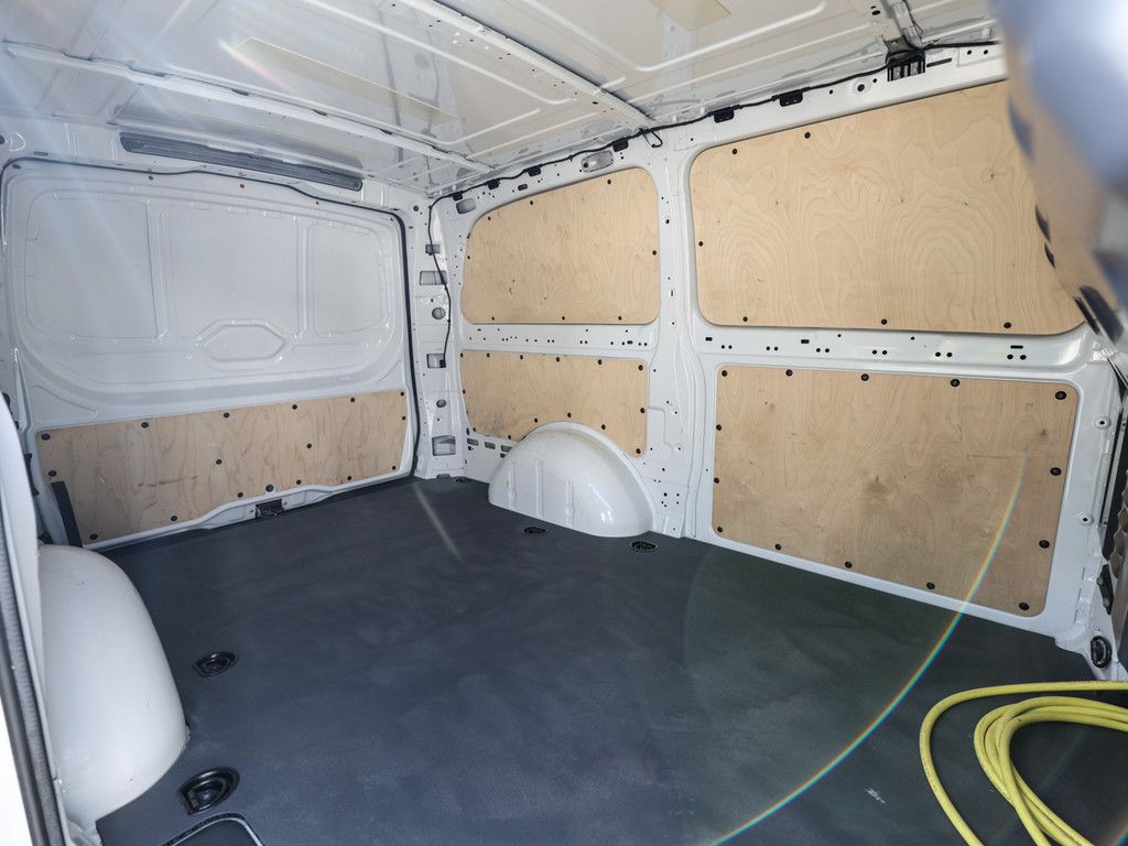 Mercedes-Benz Vito eVito 111 KA Lang - Samsaru's Car Outlet
