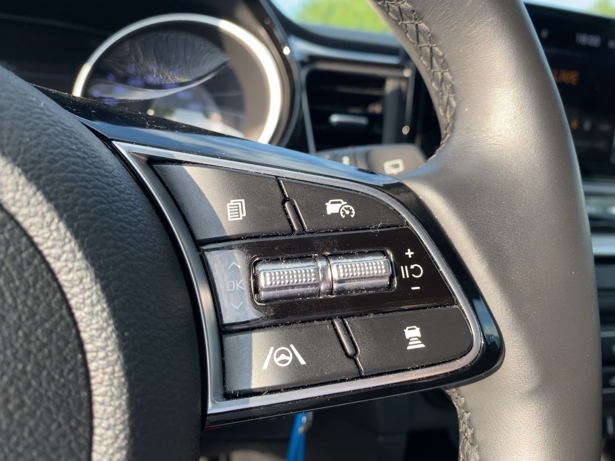 Kia cee'd 1.5T Vision - Samsaru's Car Outlet