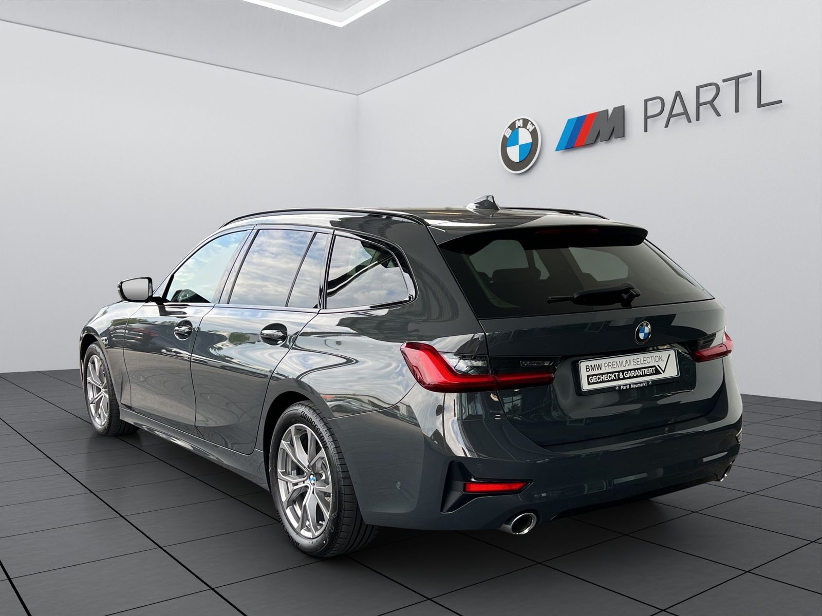BMW 320d Touring Sport-Line - Samsaru's Car Outlet