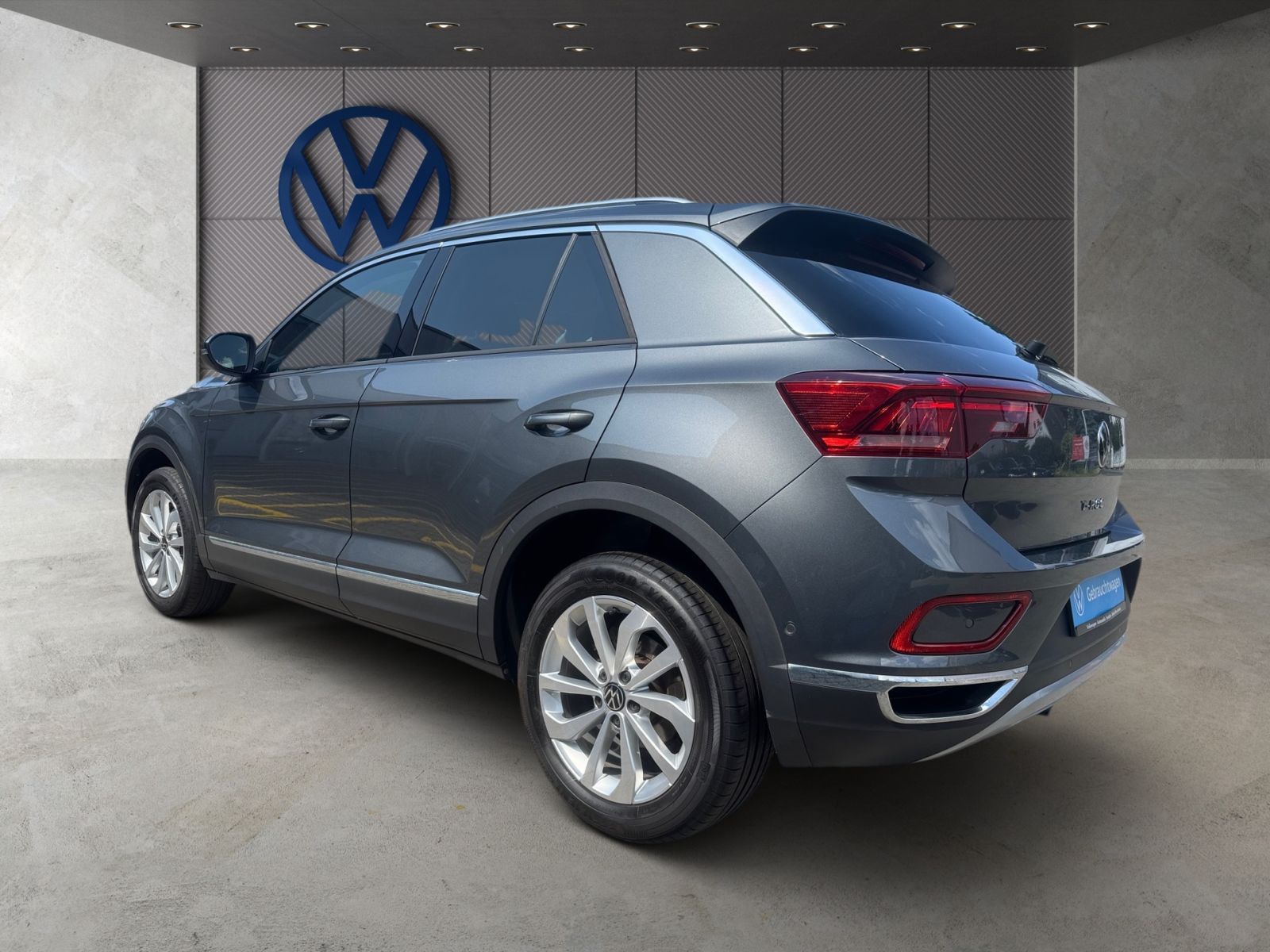 Volkswagen T-Roc 2.0 TDI DSG Style - Samsaru's Car Outlet