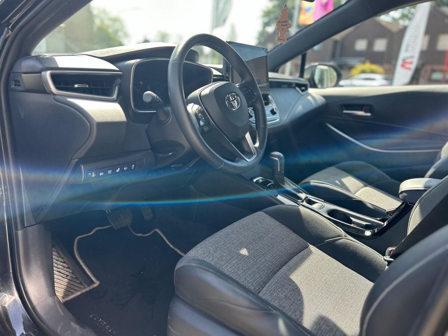 Toyota Corolla TS Hybrid Teamplayer Navi LED ACC SHZ Ap