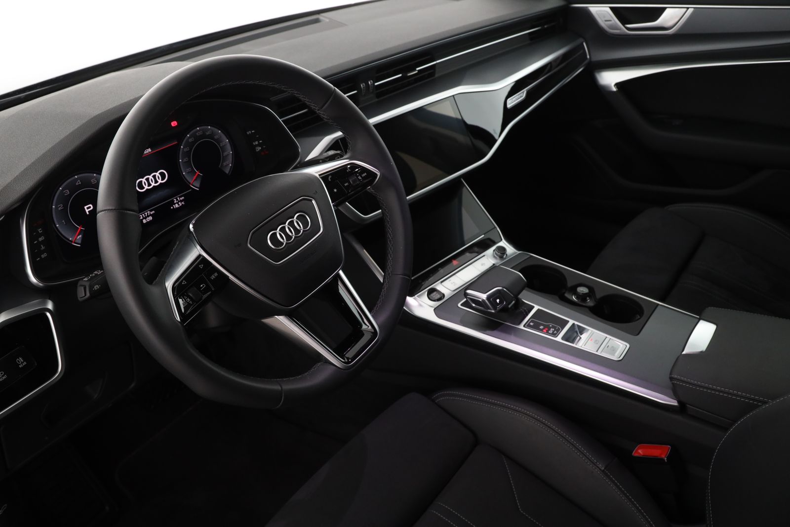 Audi A6 Avant 45 TFSI quattro S tronic S line 8-fach