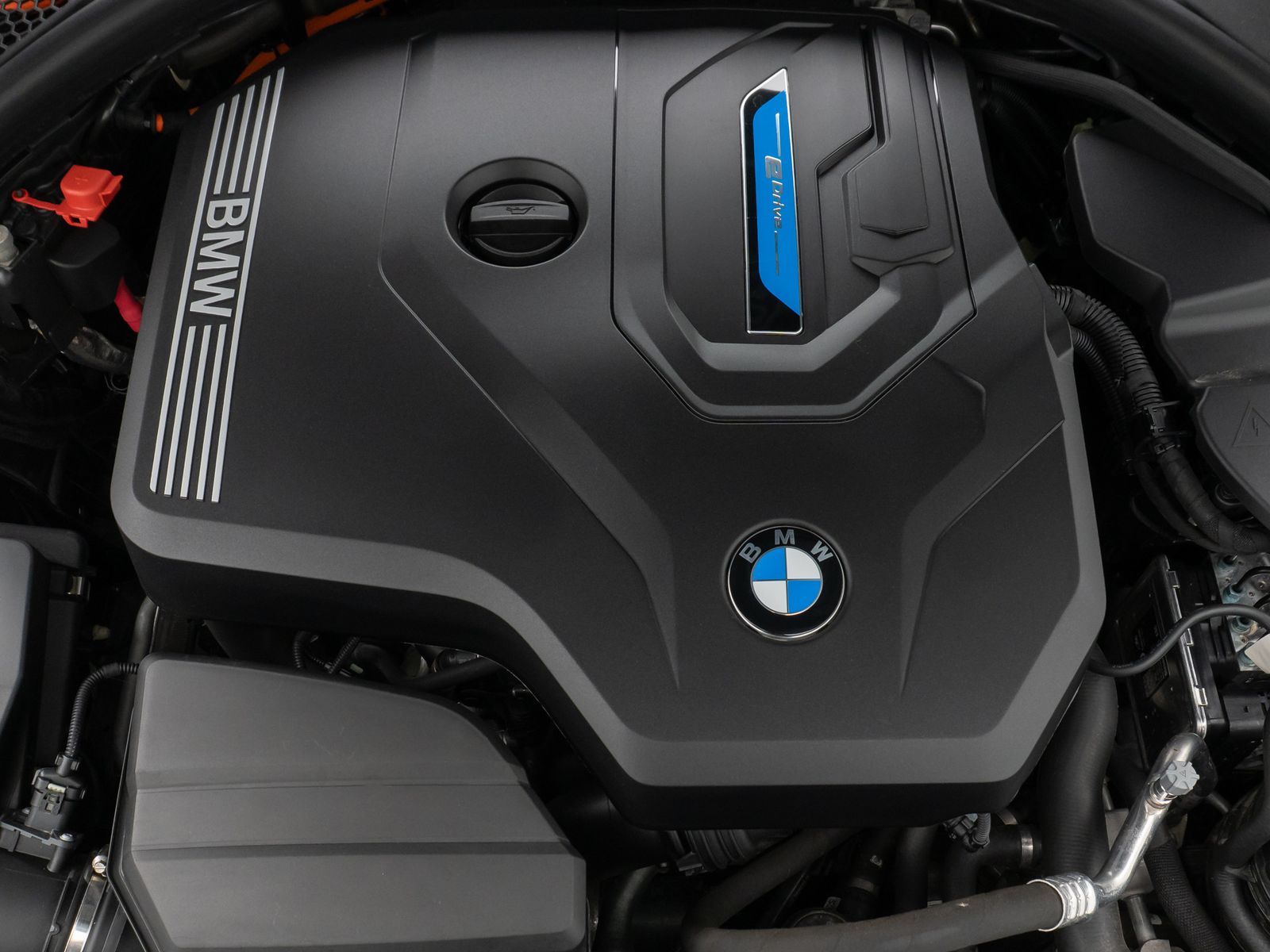 BMW 320e Sport Line - Samsaru's Car Outlet