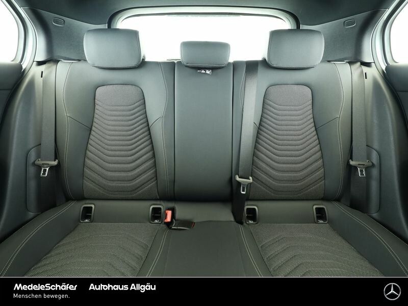 Mercedes-Benz A 180 Progressive - Samsaru's Car Outlet