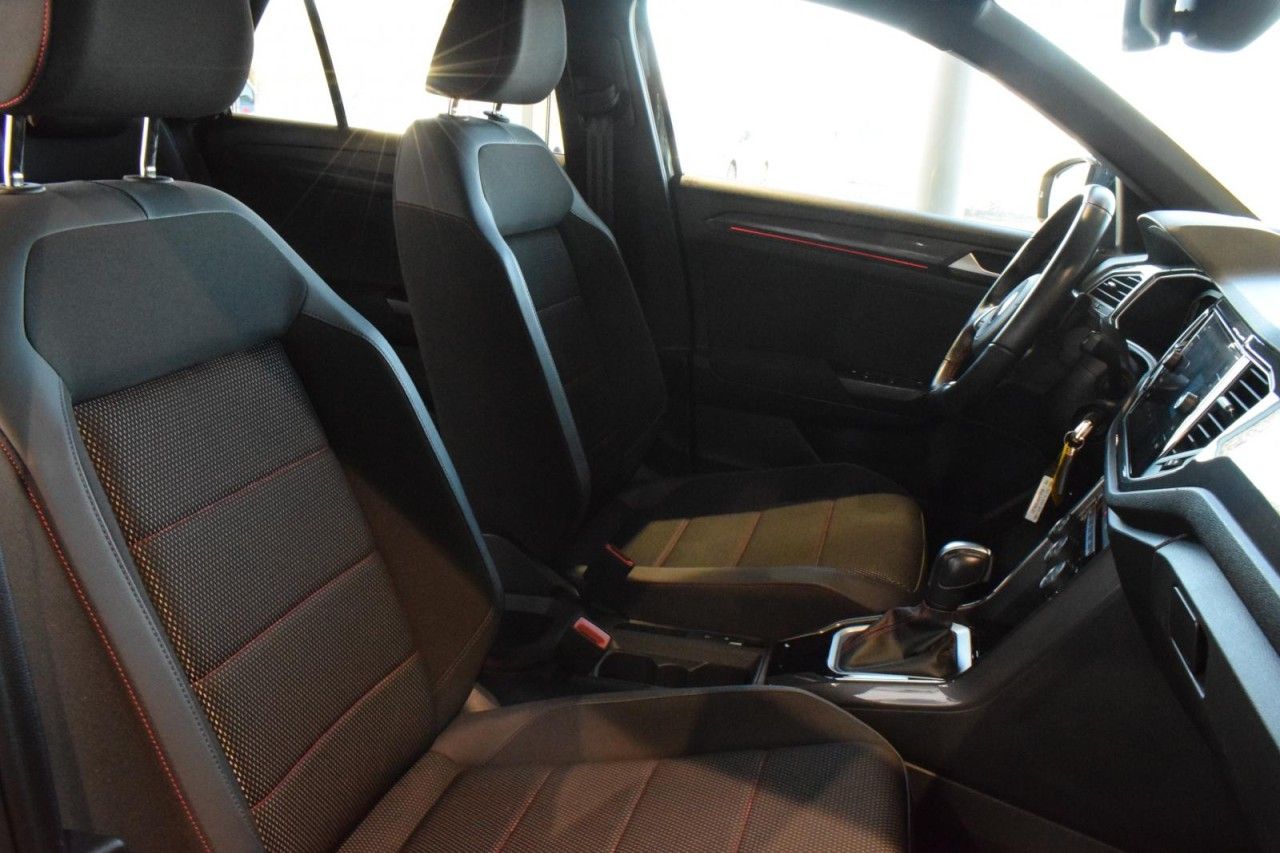 Volkswagen T-Roc Sport 1.5 TSI DSG - Samsaru's Car Outlet