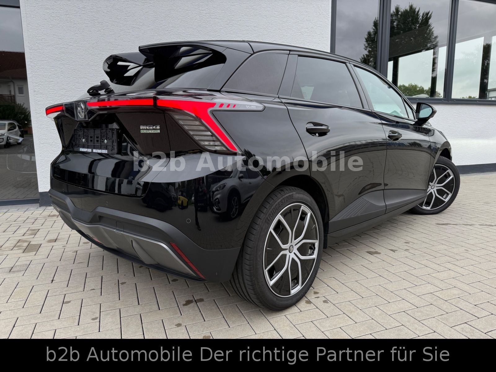 MG4 Luxury /360°/LED/Key/Wärmepumpe/FaceLift!!