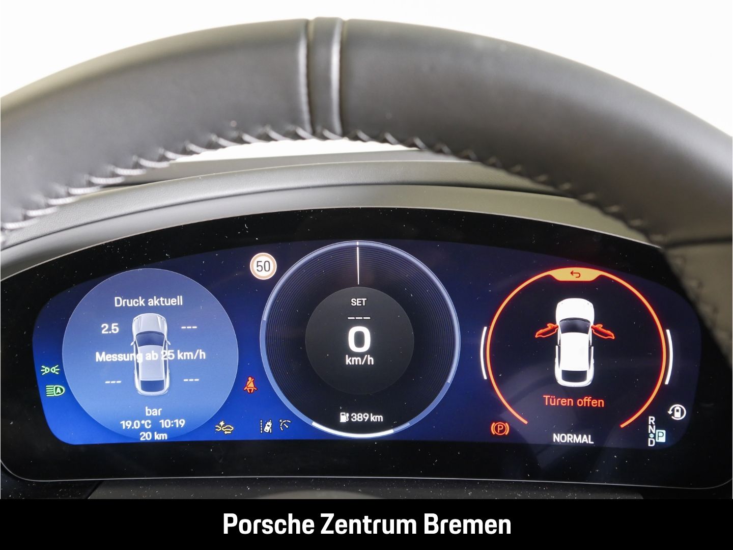Porsche Macan 4 Sportpaket - Samsaru's Car Outlet