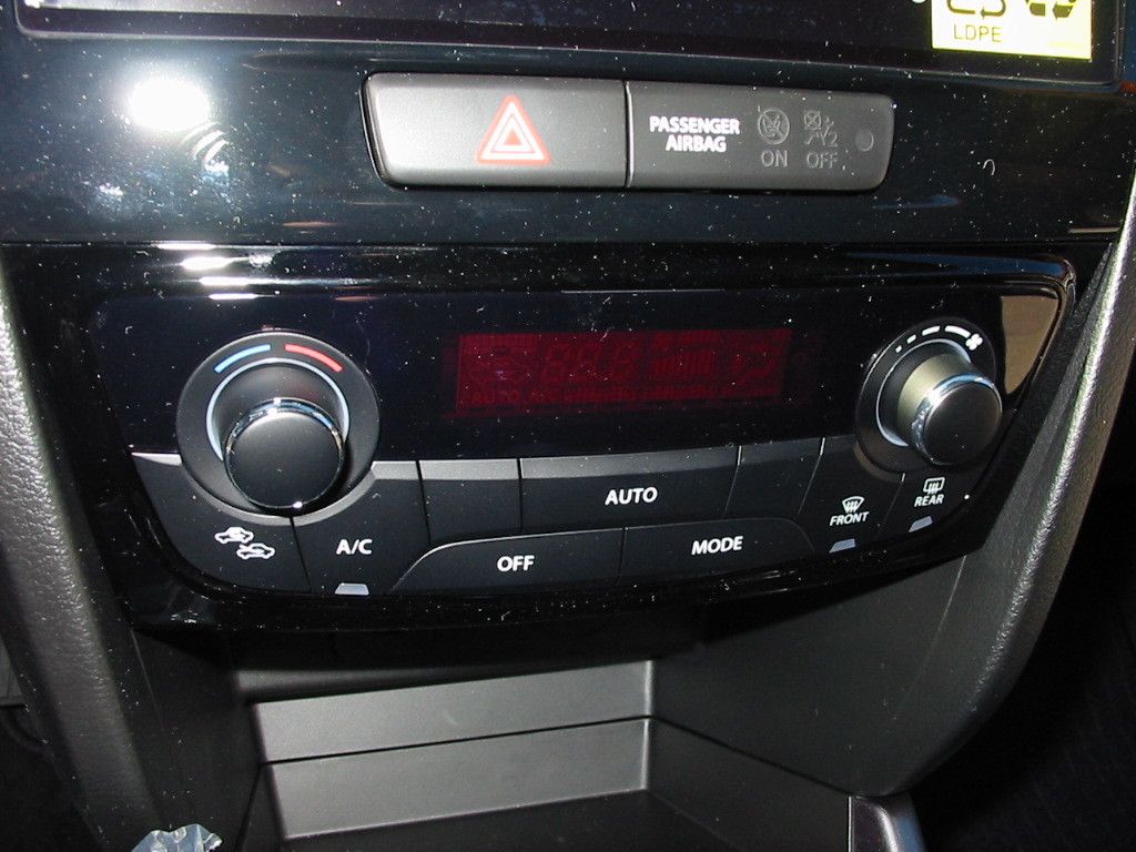 Suzuki Vitara Allrad - Samsaru's Car Outlet