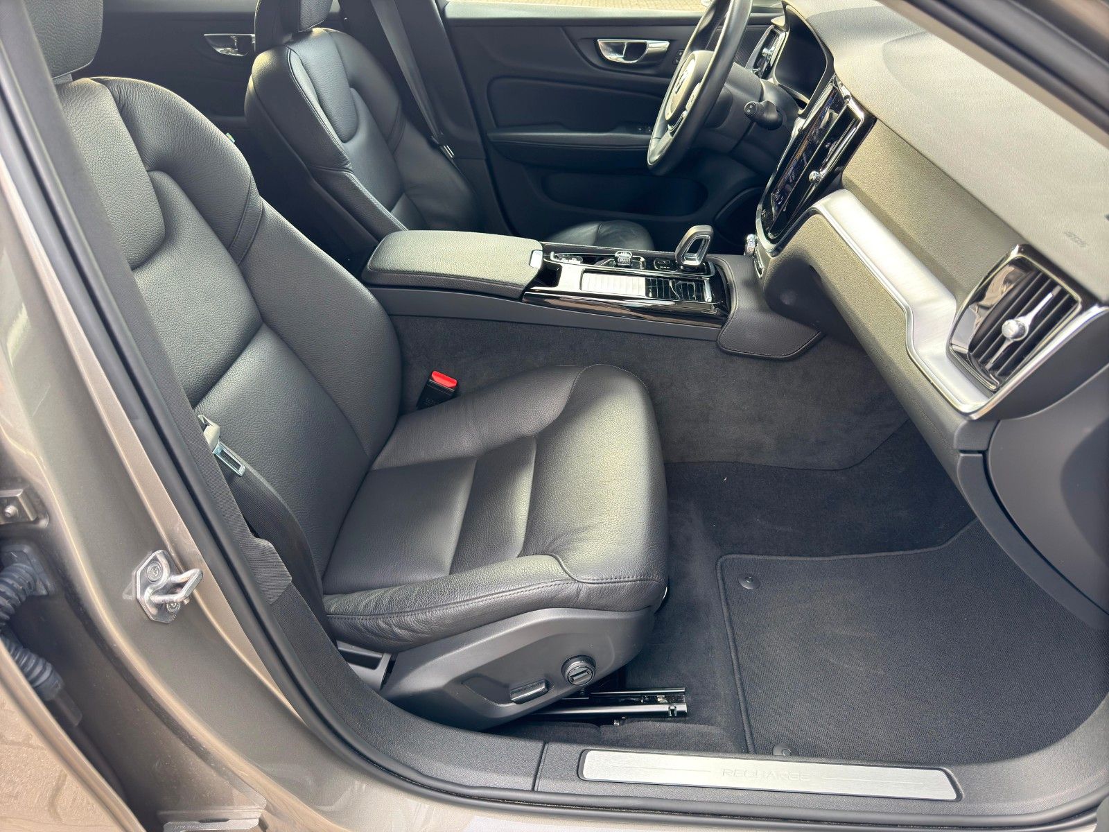 Volvo V60 T6 Inscription Expression Recharge AWD