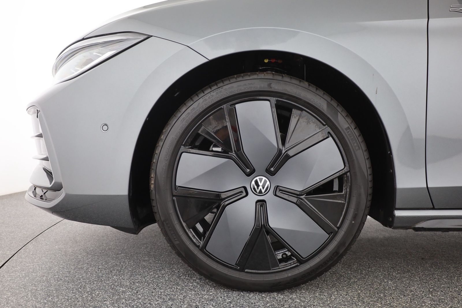 Volkswagen Passat Variant R-Line 2.0 TSI DSG Matrix Pano AH