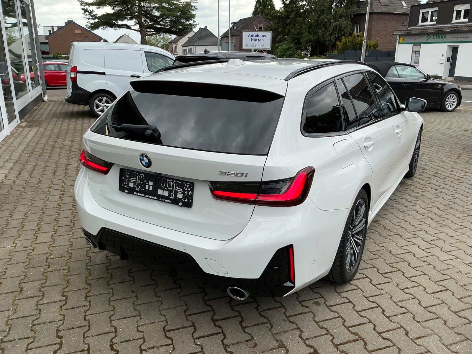 BMW 320 Touring i M Sport - Samsaru's Car Outlet