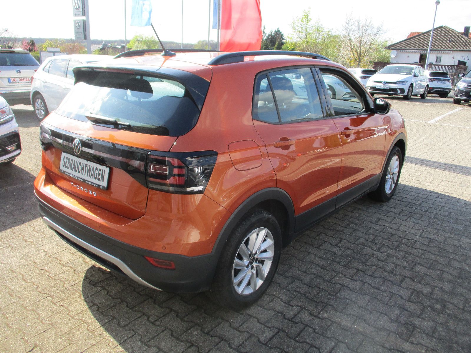 Volkswagen T-Cross Life - Samsaru's Car Outlet