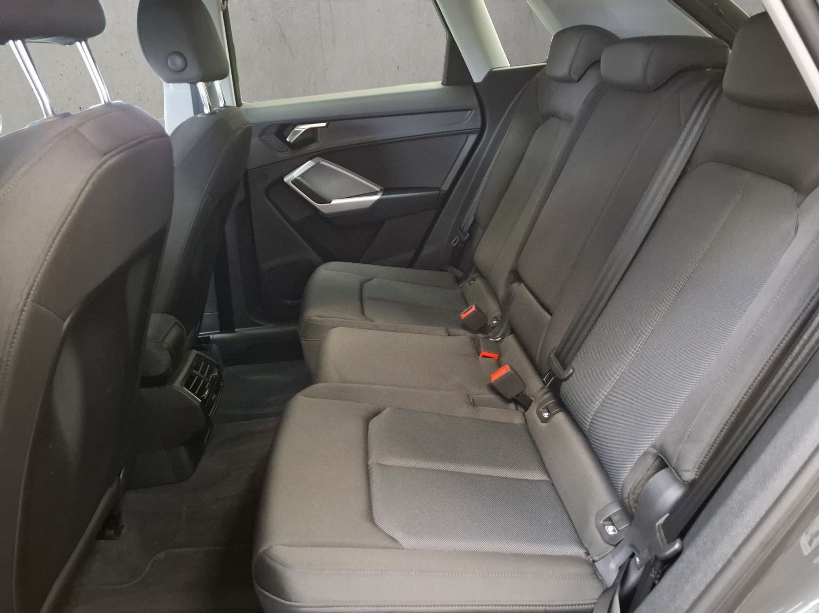 Audi Q3 40 TDI quattro - Samsaru's Car Outlet