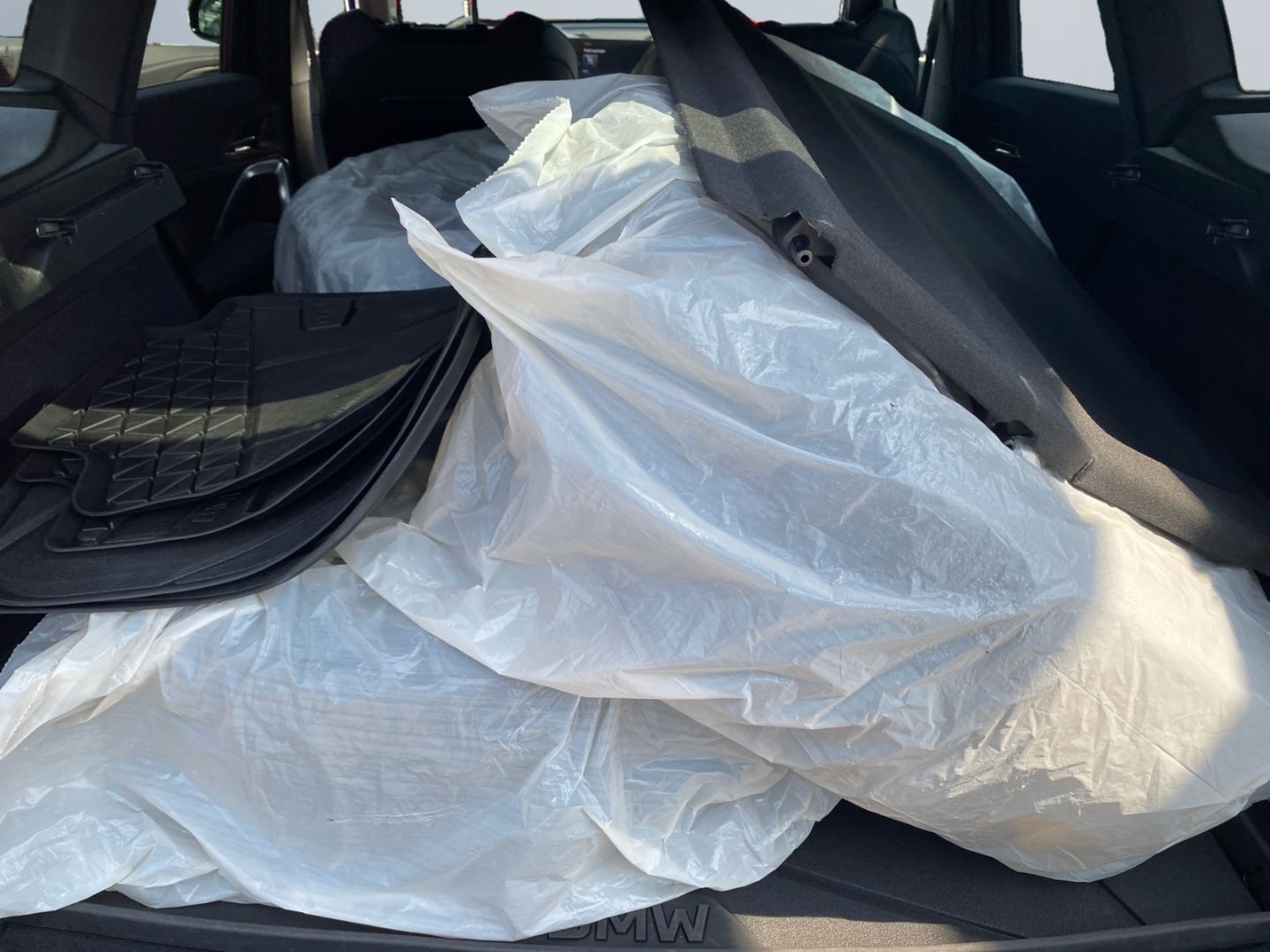BMW X1 xDrive 20d M Sportpaket - Samsaru's Car Outlet