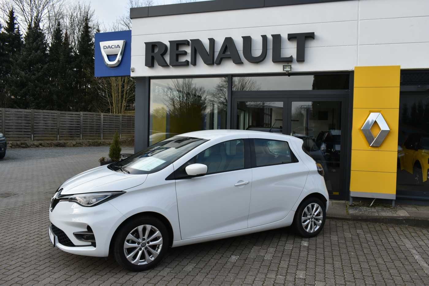 Renault ZOE Experience R110 Z.E. 50 - Samsaru's Car Outlet