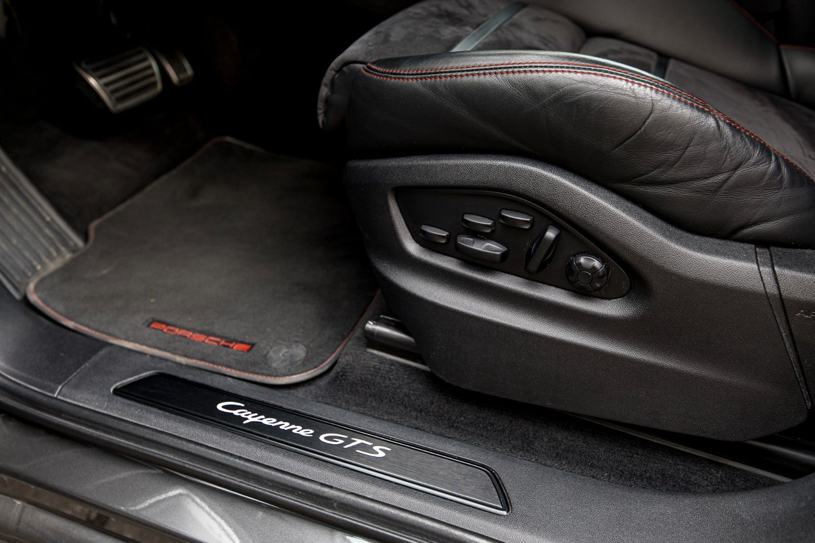 Porsche Cayenne GTS
