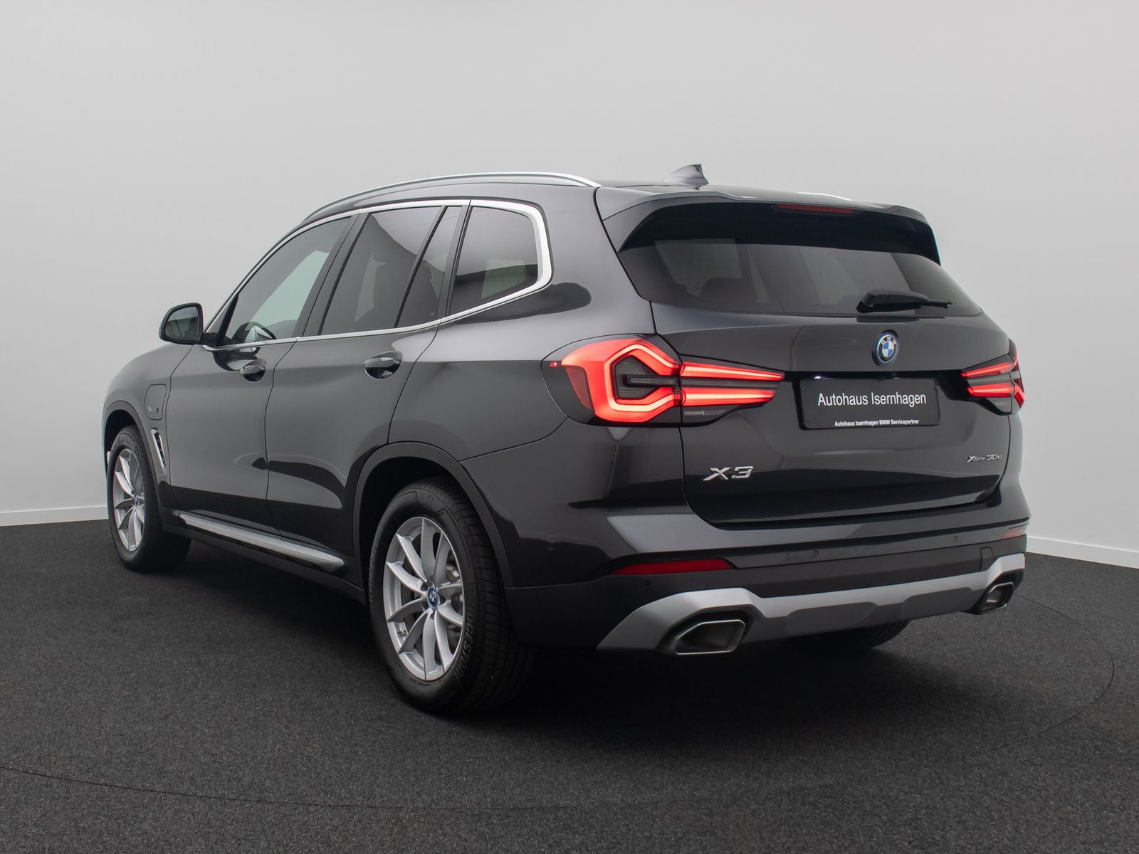 BMW X3 xD30e Alarm HUD DAB Laser Kamera Sport Leder