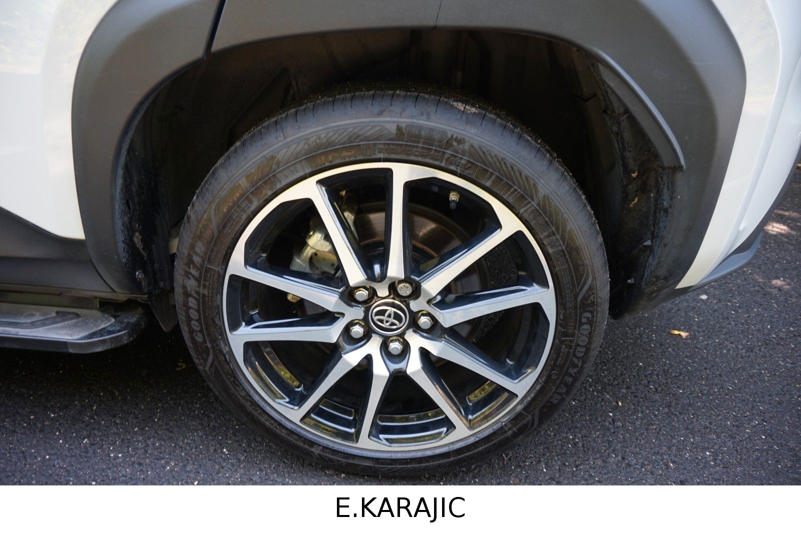 Toyota Yaris Cross Hybrid FWD GR Sport-GARANTIE-SCHECKH