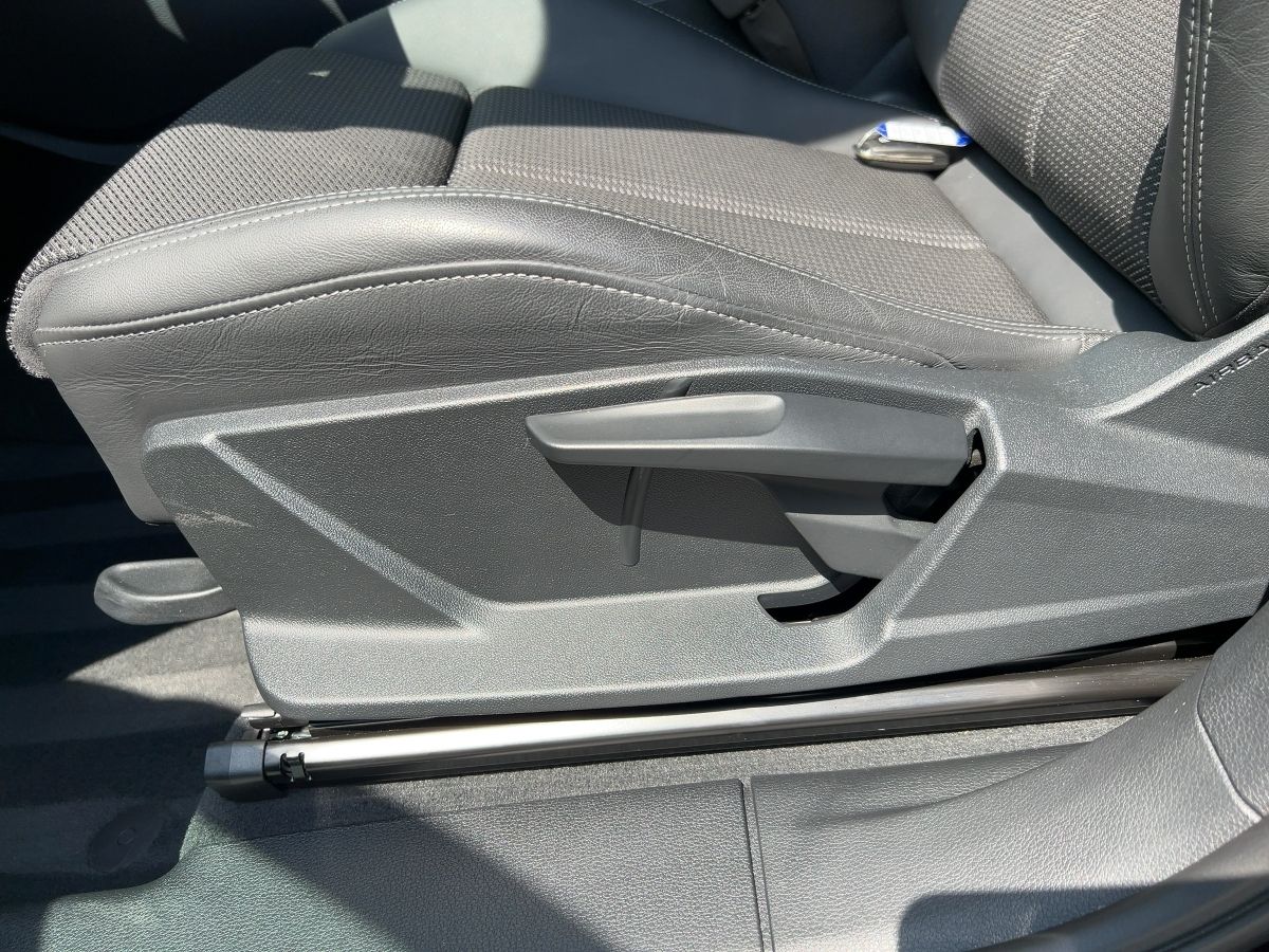 Audi Q3 45 TFSI quattro S-line - Samsaru's Car Outlet