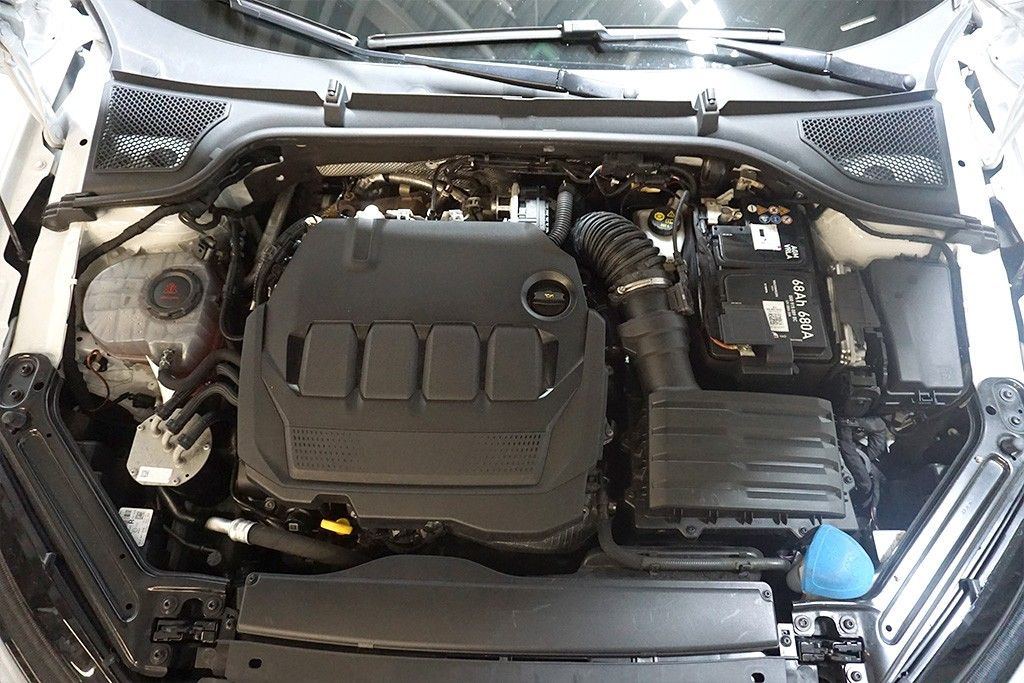 Skoda Octavia 2.0TDIDSG Style Virtual Standhz LED