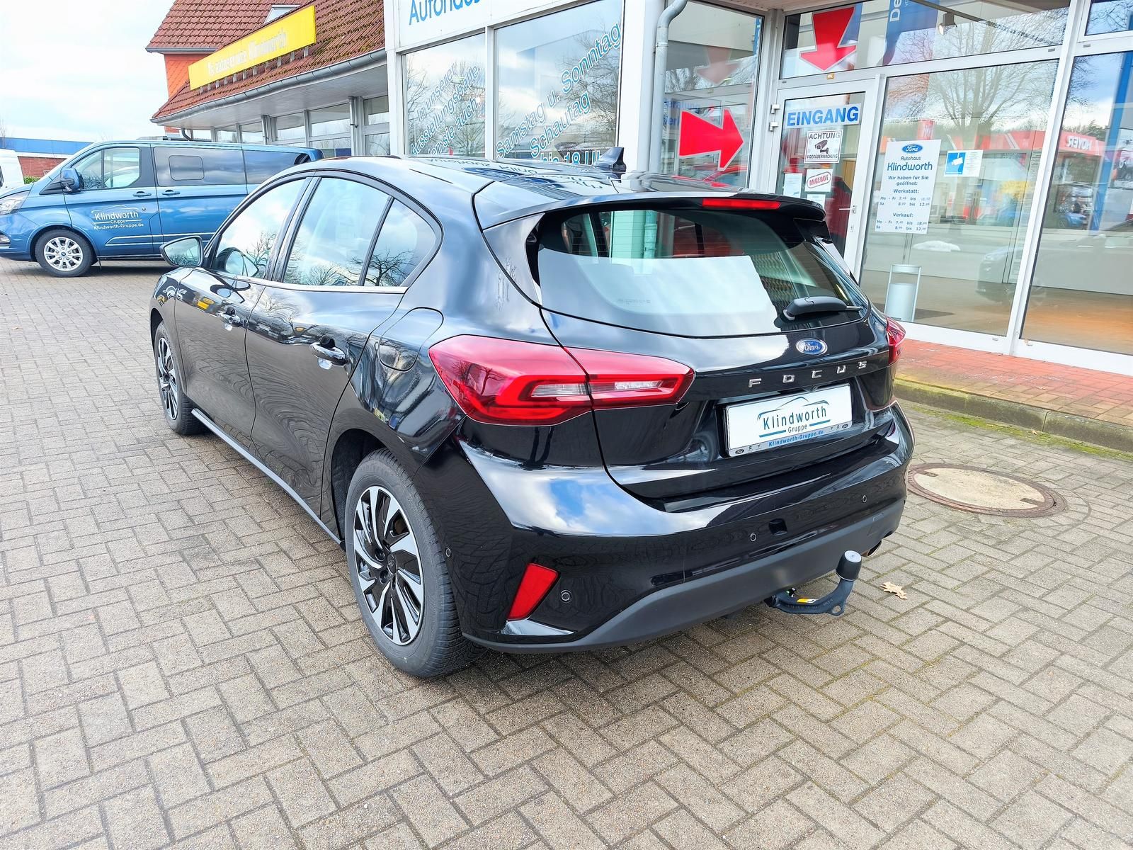 Ford Focus 1.0 EcoBoost Hybrid TITANIUM AHK,iACC,LED