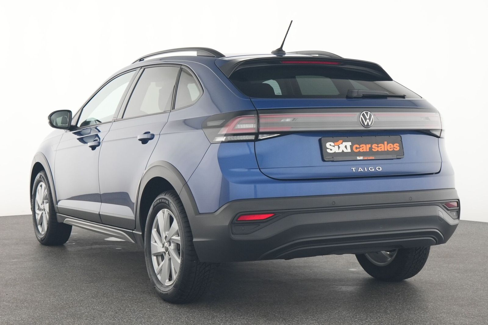 Volkswagen Taigo 1.0 TSI Life - Samsaru's Car Outlet