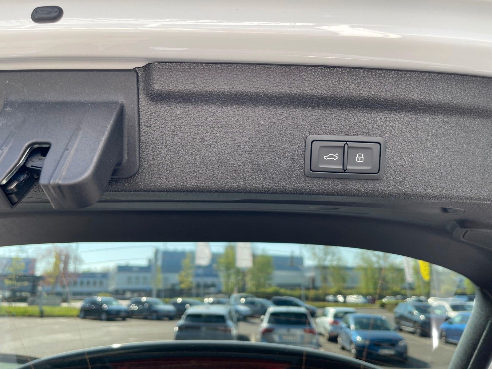 Audi Q3 Sportback 45 TFSI quattro S line - Samsaru's Car Outlet