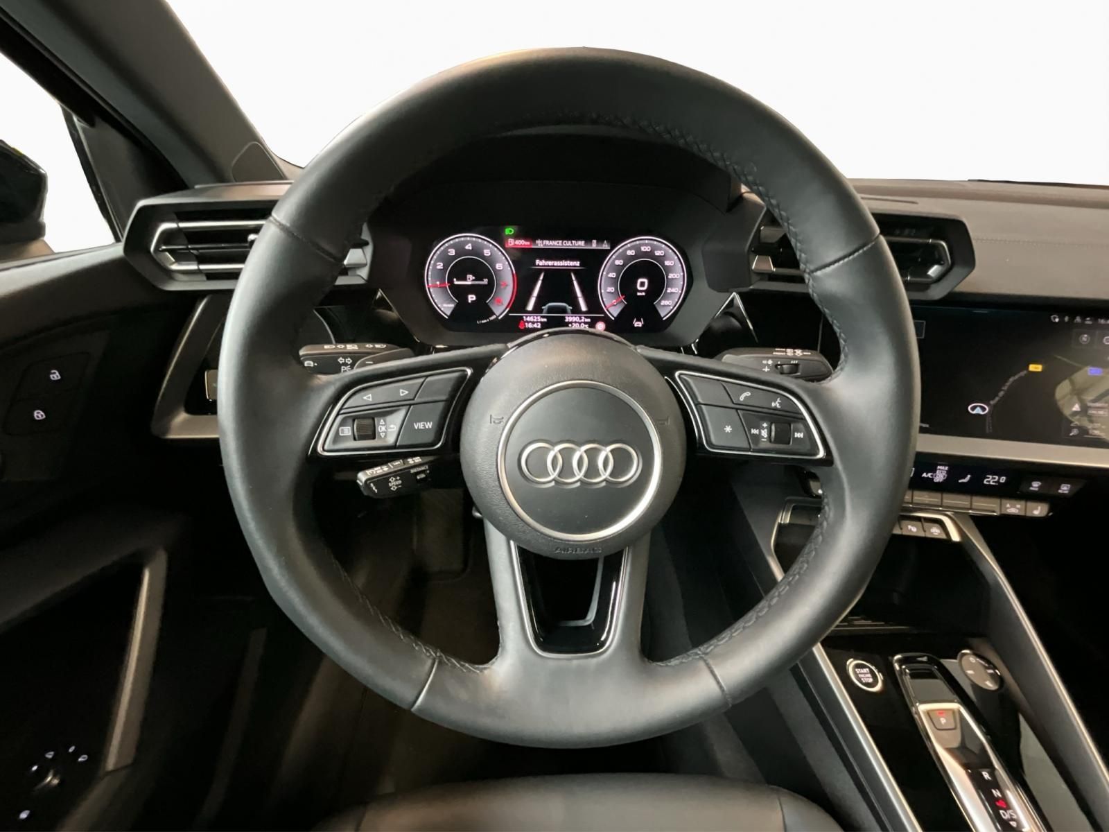 Audi A3 advanced+S-Tronic+30TFSI