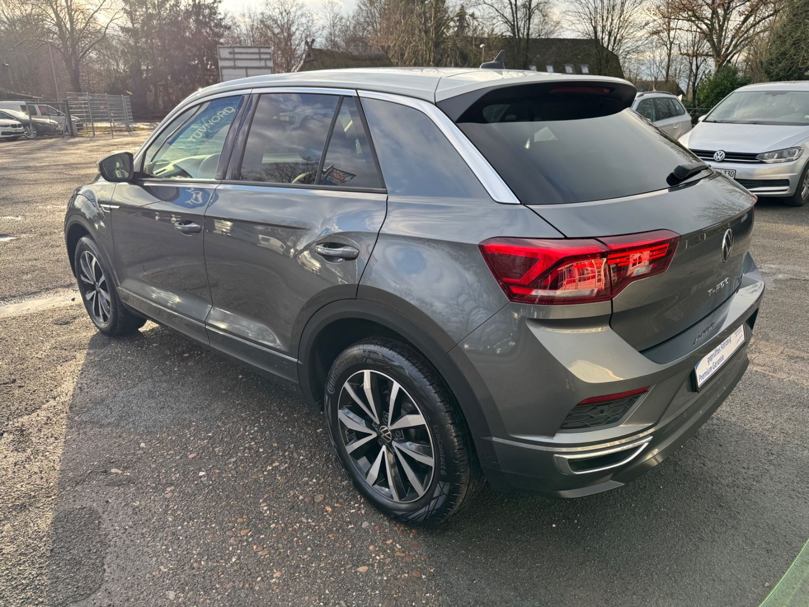 Volkswagen T-Roc Style 4Motion R-Line - Samsaru's Car Outlet