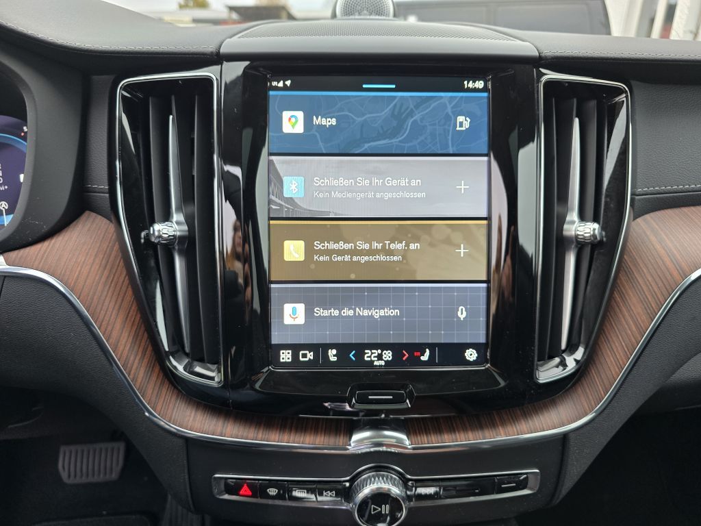 Volvo XC60 B4 D AWD Ultimate - Samsaru's Car Outlet