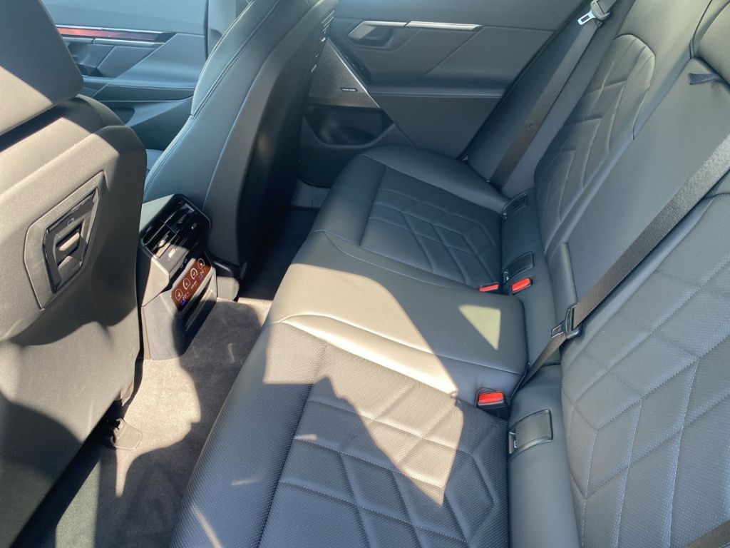BMW 520 i Touring M Sport AHK/Standheizung/HarmanKar
