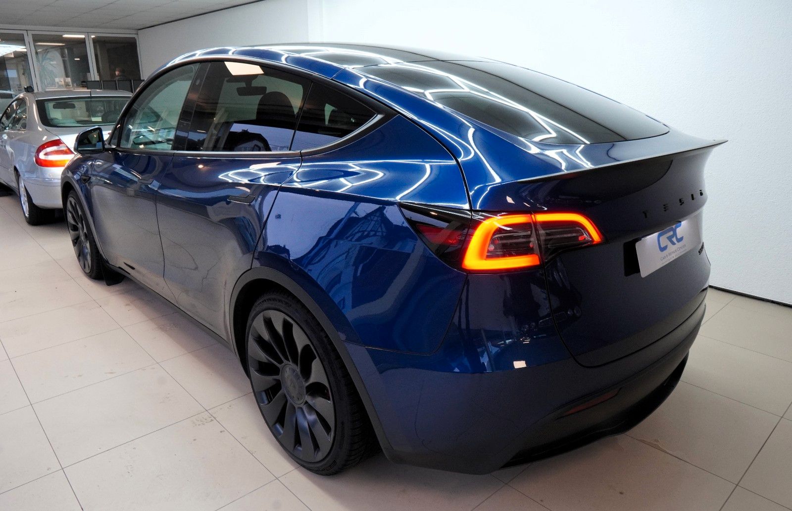 Tesla Model Y Performance Dual AWD *MwSt*Deep Blue*