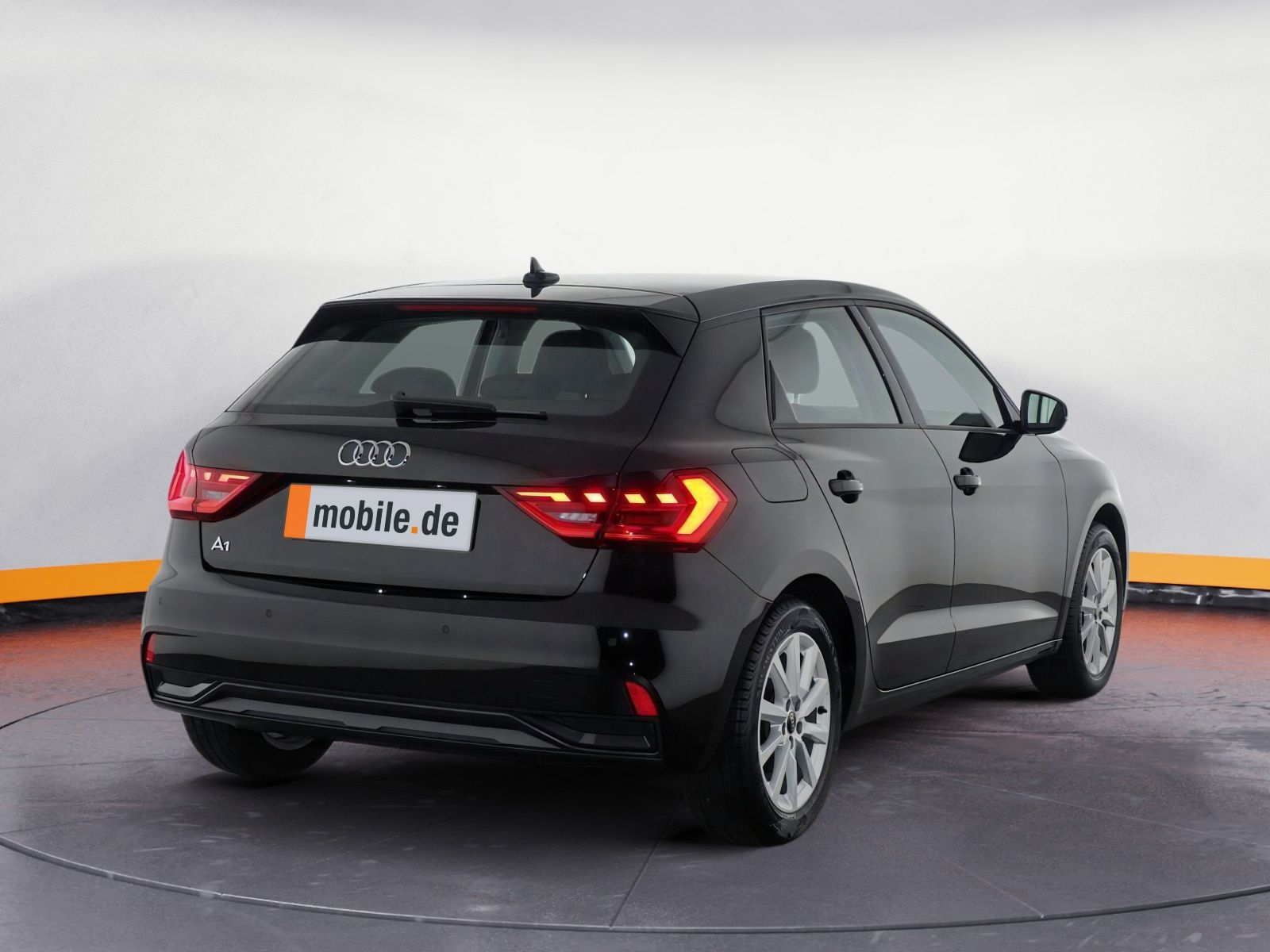 Audi A1 Sportback 25 TFSI Advanced - Samsaru's Car Outlet